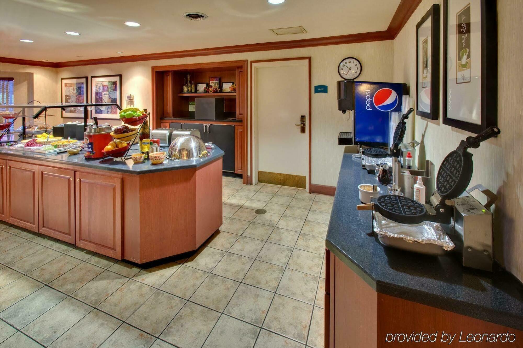 Staybridge Suites Chicago-Oakbrook Terrace By Ihg Restaurante foto